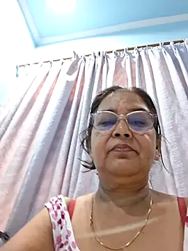 Snapshot of Shalini3456 chatting on 06/06/26, 08:19 Shalini3456 online show from 06/06/26, 08:19