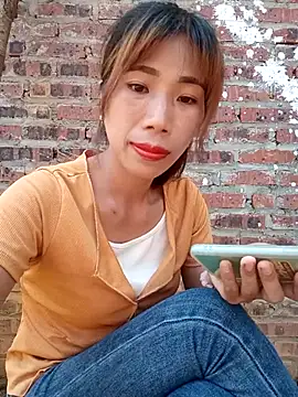 Elena Mia online show from 05/15/26, 11:56