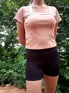 Elena Mia online show from 07/14/26, 10:48