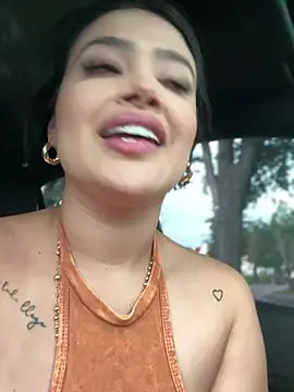 Sara fun online show from 03/13/25, 09:16