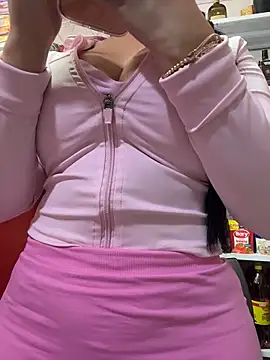Sara fun online show from 04/27/26, 06:28