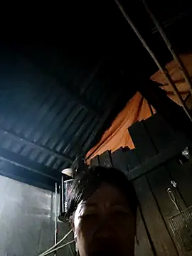 Snapshot of -Ciny- chatting on 04/15/26, 12:23 -Ciny- online show from 04/15/26, 12:23