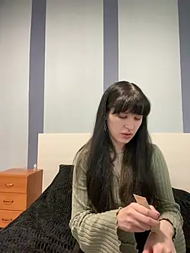 Snapshot of xo_Spirit chatting on 04/21/26, 10:21 xo Spirit online show from 04/21/26, 10:21