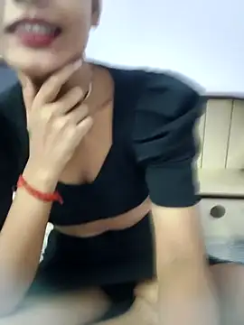 Snapshot of Dimple-Shah chatting on 07/28/26, 01:21 Dimple-Shah online show from 07/28/26, 01:21