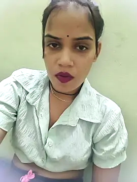 Snapshot of Dimple-Shah chatting on 07/30/26, 12:37 Dimple-Shah online show from 07/30/26, 12:37