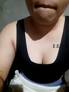 Snapshot of baby_617 chatting on 04/15/26, 07:58 baby 617 online show from 04/15/26, 07:58