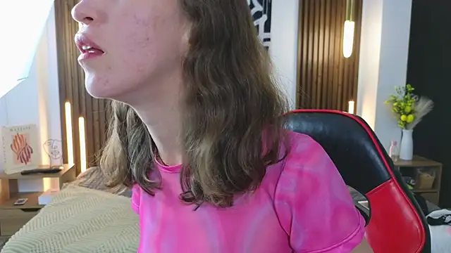 Sun 20  online show from 04/15/26, 03:19