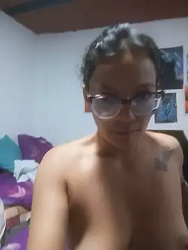 LunaArias online show from 06/21/26, 04:42