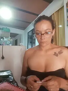 LunaArias online show from 07/03/26, 03:29