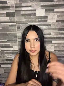 Snapshot of _hanna_gomez chatting on 05/15/26, 04:19 hanna gomez online show from 05/15/26, 04:19