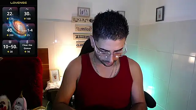 Snapshot of andders_ chatting on 05/19/26, 11:44 andders online show from 05/19/26, 11:44
