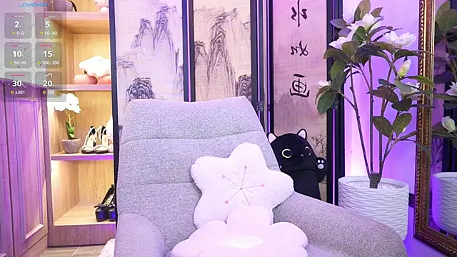 AlinaBennet  online show from 07/11/26, 11:35