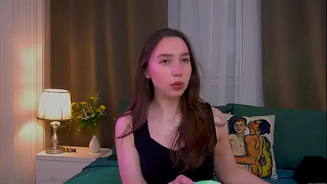 Snapshot of Suzaneey chatting on 07/19/26, 07:17 Suzaneey online show from 07/19/26, 07:17