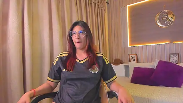 Naughty Kat  online show from 06/27/26, 11:59
