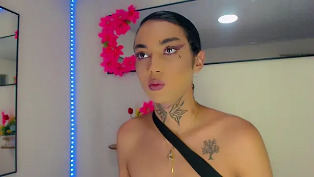 Darianna A online show from 05/12/26, 09:34