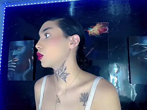 Darianna A online show from 06/04/26, 01:28