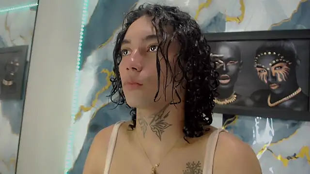 Darianna A online show from 06/23/26, 01:09