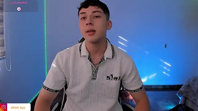 OLIVER K online show from 05/29/26, 09:35