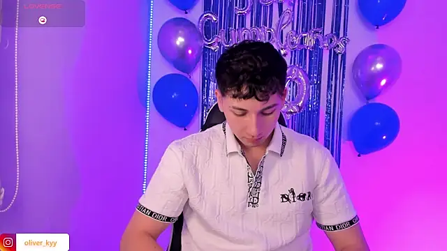 OLIVER K online show from 06/11/26, 12:32