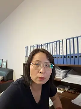 Snapshot of lisha521 chatting on 06/23/26, 01:58 lisha521 online show from 06/23/26, 01:58