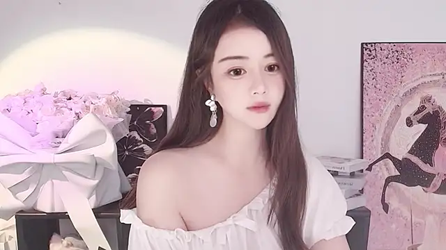 Snapshot of Moon-66 chatting on 04/26/26, 11:35 Moon-66 online show from 04/26/26, 11:35