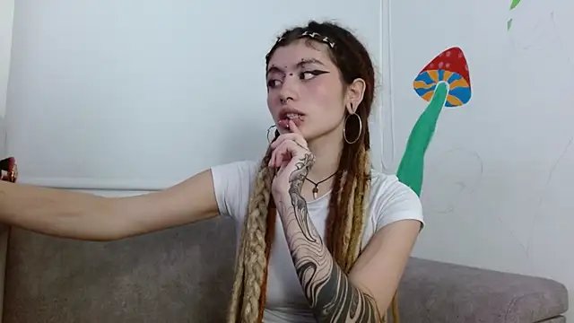 giulietta monsalve online show from 07/23/26, 01:41