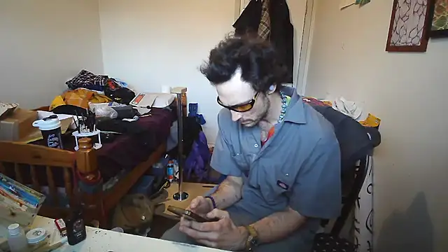 JohnnyMoves online show from 05/09/26, 11:21