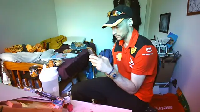 JohnnyMoves online show from 06/07/26, 05:06