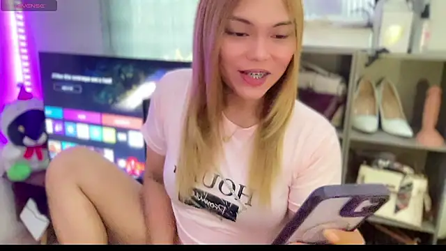 hannaBaby lisyos11 online show from 06/05/26, 02:07