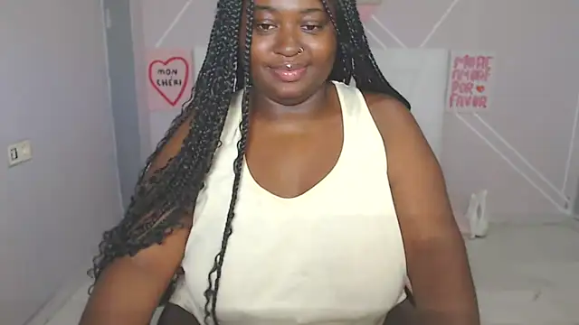 Snapshot of curvyblackwoman chatting on 06/12/26, 08:57 curvyblackwoman online show from 06/12/26, 08:57
