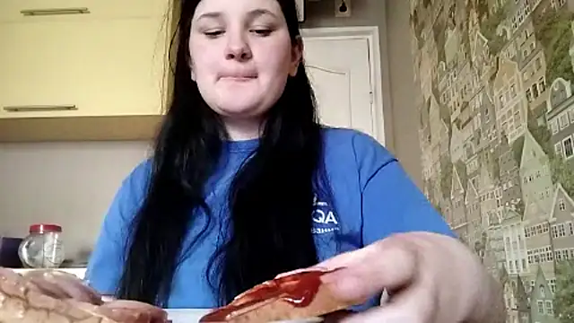 Snapshot of BeatriceMolands chatting on 04/30/26, 06:42 BeatriceMolands online show from 04/30/26, 06:42