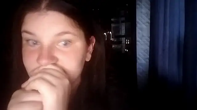Snapshot of BeatriceMolands chatting on 05/28/26, 05:43 BeatriceMolands online show from 05/28/26, 05:43