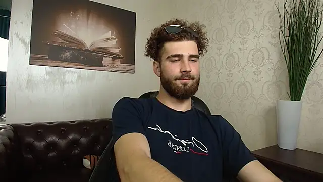 KyloEast online show from 06/21/26, 07:22