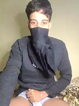 Snapshot of arabic_boy_hot chatting on 04/18/26, 06:45 arabic boy hot online show from 04/18/26, 06:45