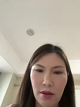 Snapshot of tongtong789 chatting on 06/19/26, 09:46 tongtong789 online show from 06/19/26, 09:46