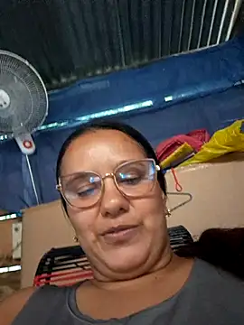 Snapshot of Samanta-42 chatting on 05/18/26, 07:20 Samanta-42 online show from 05/18/26, 07:20