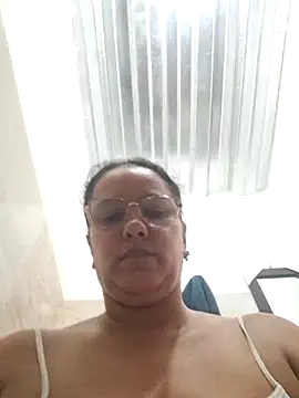 Snapshot of Samanta-42 chatting on 06/30/26, 11:33 Samanta-42 online show from 06/30/26, 11:33