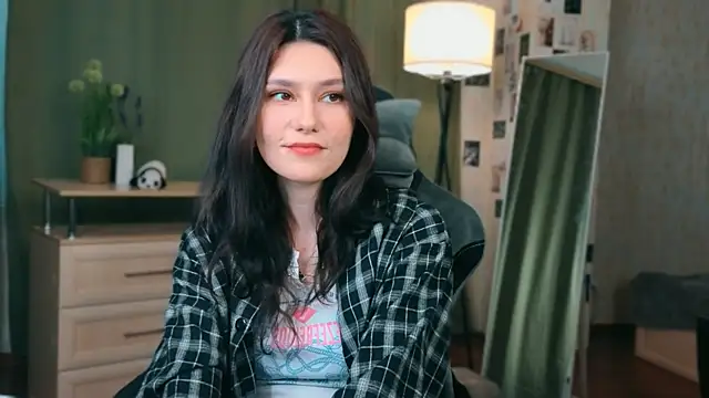 tinystarlight online show from 04/18/26, 01:15