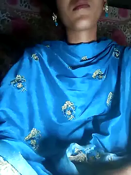 Snapshot of Kanika_kumari01 chatting on 04/17/26, 03:48 Kanika kumari01 online show from 04/17/26, 03:48