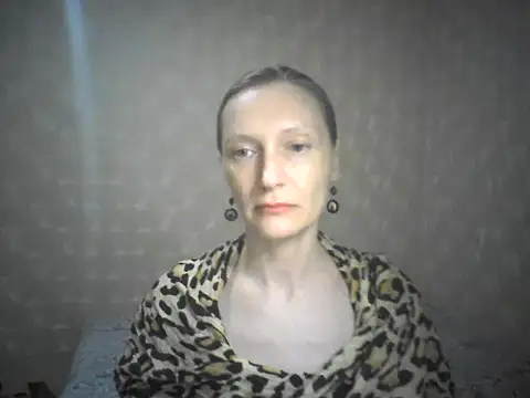Snapshot of LunaBelle8 chatting on 04/30/26, 06:03 LunaBelle8 online show from 04/30/26, 06:03