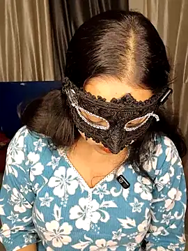 couple hot43 online show from 06/01/26, 07:26