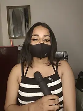 couple hot43 online show from 06/06/26, 05:45