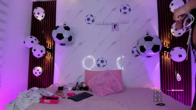 Sweet lia08 online show from 07/12/26, 05:20