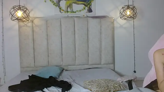 mrandmrsvixencs online show from 05/11/26, 04:26