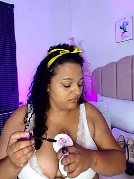 manuboobss online show from 04/20/26, 09:05