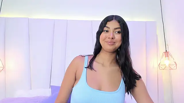 Snapshot of TaniaSevillano chatting on 05/05/26, 05:54 TaniaSevillano online show from 05/05/26, 05:54
