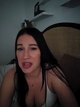 ashleyleeXX online show from 04/27/26, 10:57