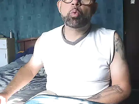 Snapshot of CarlossexVen chatting on 07/08/26, 12:42 CarlossexVen online show from 07/08/26, 12:42