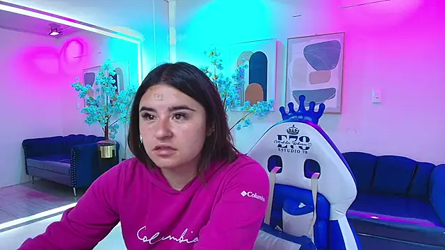 Anya Volke online show from 06/04/26, 07:20