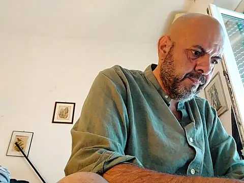 merenda2105 online show from 05/09/26, 03:50